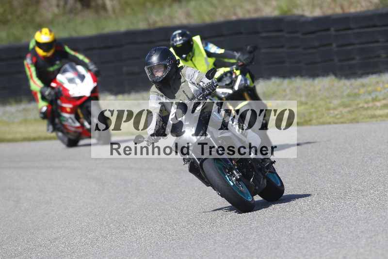 /01 02.04.2026 MAZ ADR/Gruppe gelb Gruppe gruen/7